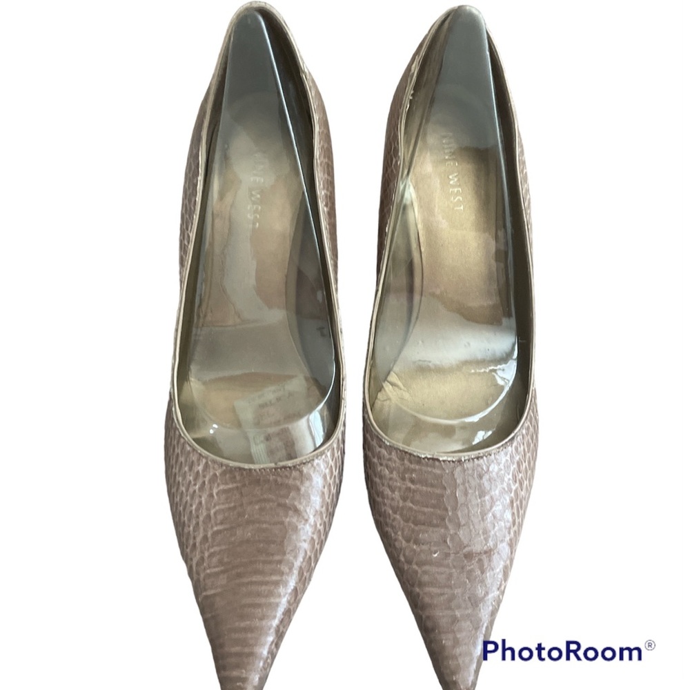 Nine West Snake texture heels